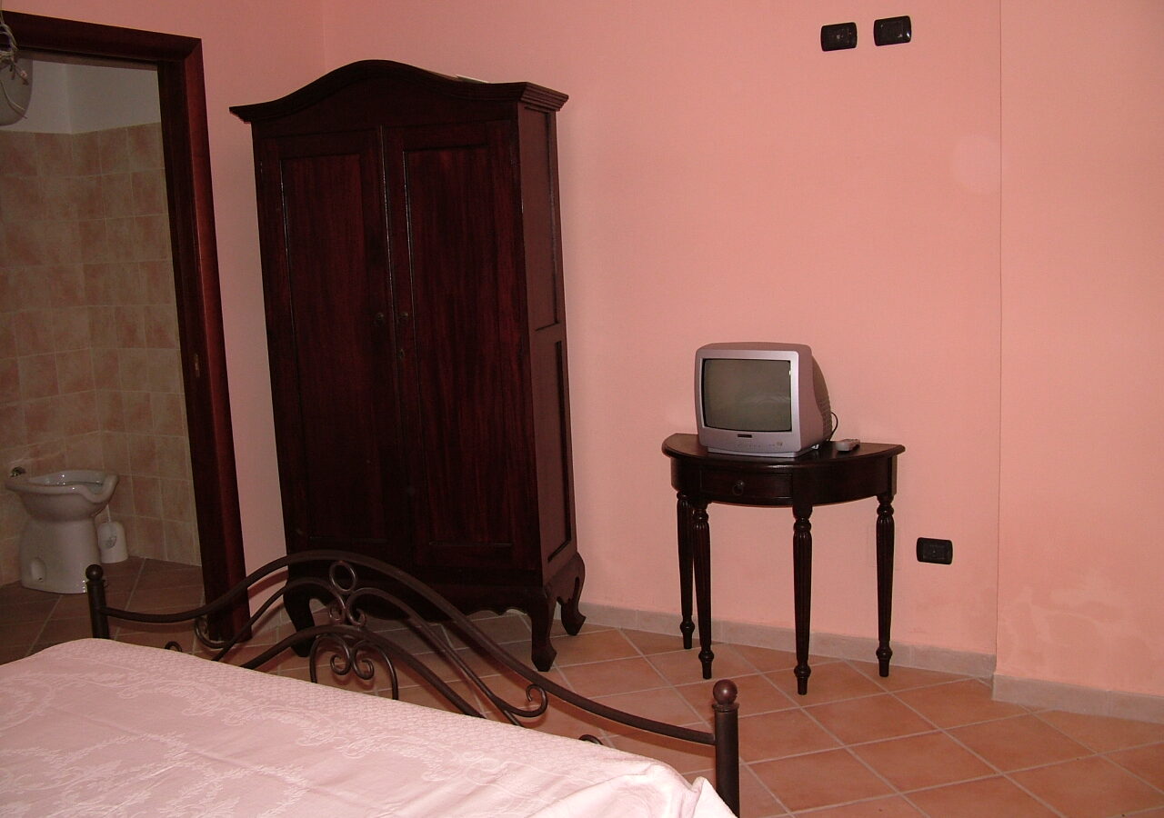 gallery-item